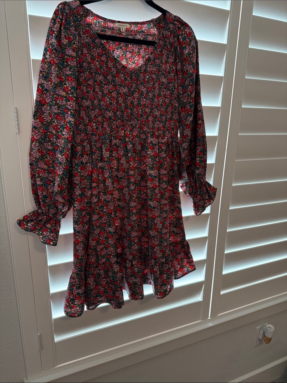 JODIFL Black Floral Mini Dress with Red and Pink Flowers